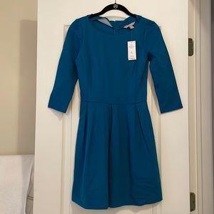NWT Blue Banana Republic 3/4 Sleeve Skater Dress Size 2P